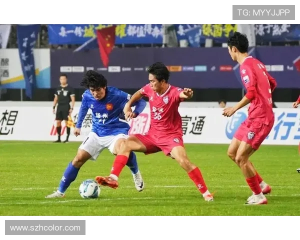 扬州主场鏖战盐城双方激烈对攻展现江淮足球巅峰对决